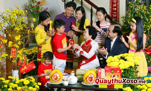 Vé số là món quà lì xì thú vị ngày Tết Vé số là món quà lì xì thú vị ngày Tết